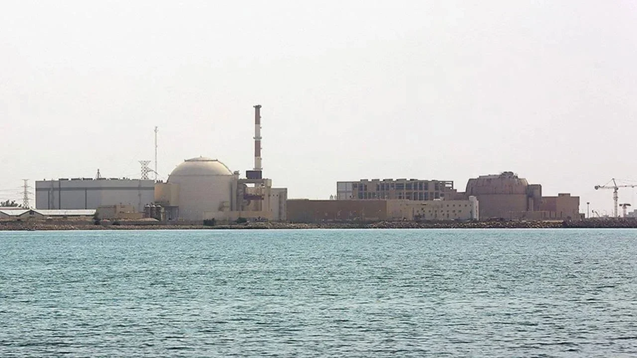 ABD-İsrail saldırılarında Buşehr Nükleer Enerji Santralı sahasına füze isabet etti