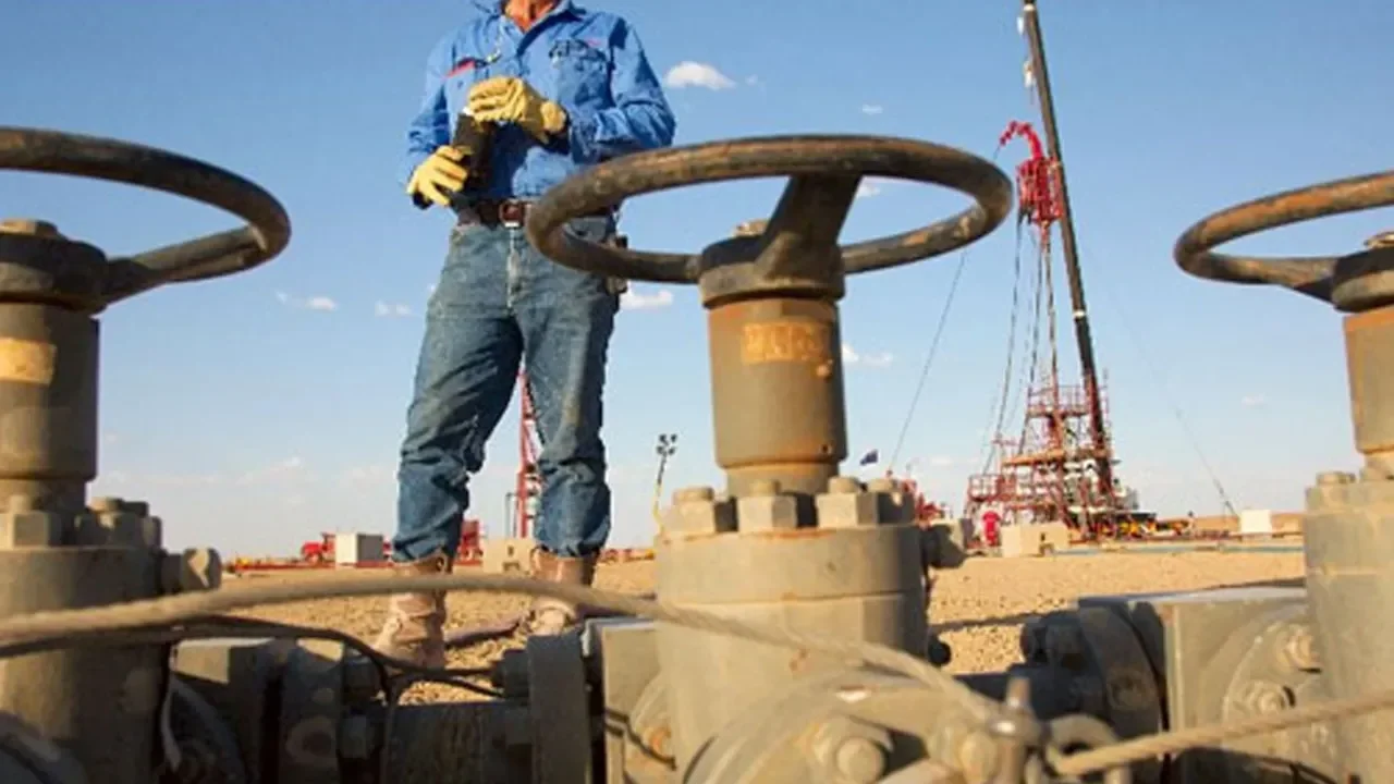 ABD ve İsrail'in İran'a saldırısı doğalgaz ticaretini kilitledi