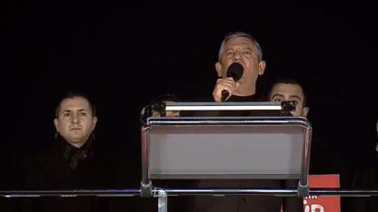 ABD ve İsrail'in saldırılarına tepki, Özgür Özel: '160 tane kız çocuğu bombalarla öldürüldü, Batı sessiz!'