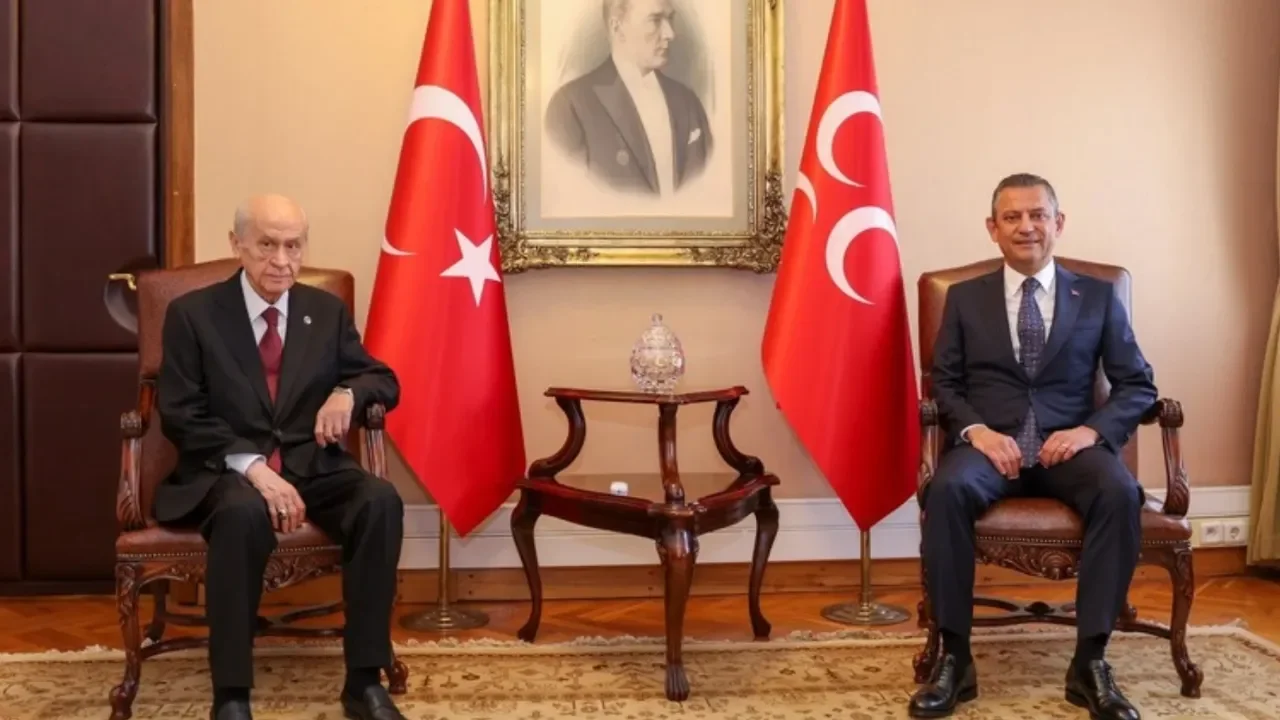 Bahçeli'den Özgür Özel'e 'tebrik' telefonu