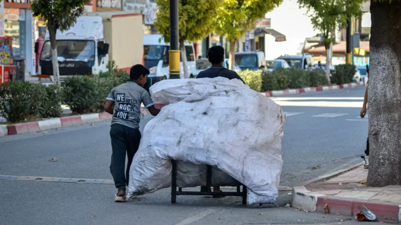 Bakanlık verileri açıkladı: Binlerce çocuk sokakta risk altında