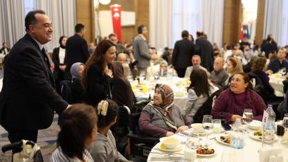 Başkan Dutlulu, Engelli Bireyler ve Ailelerini İftar Programında Ağırladı