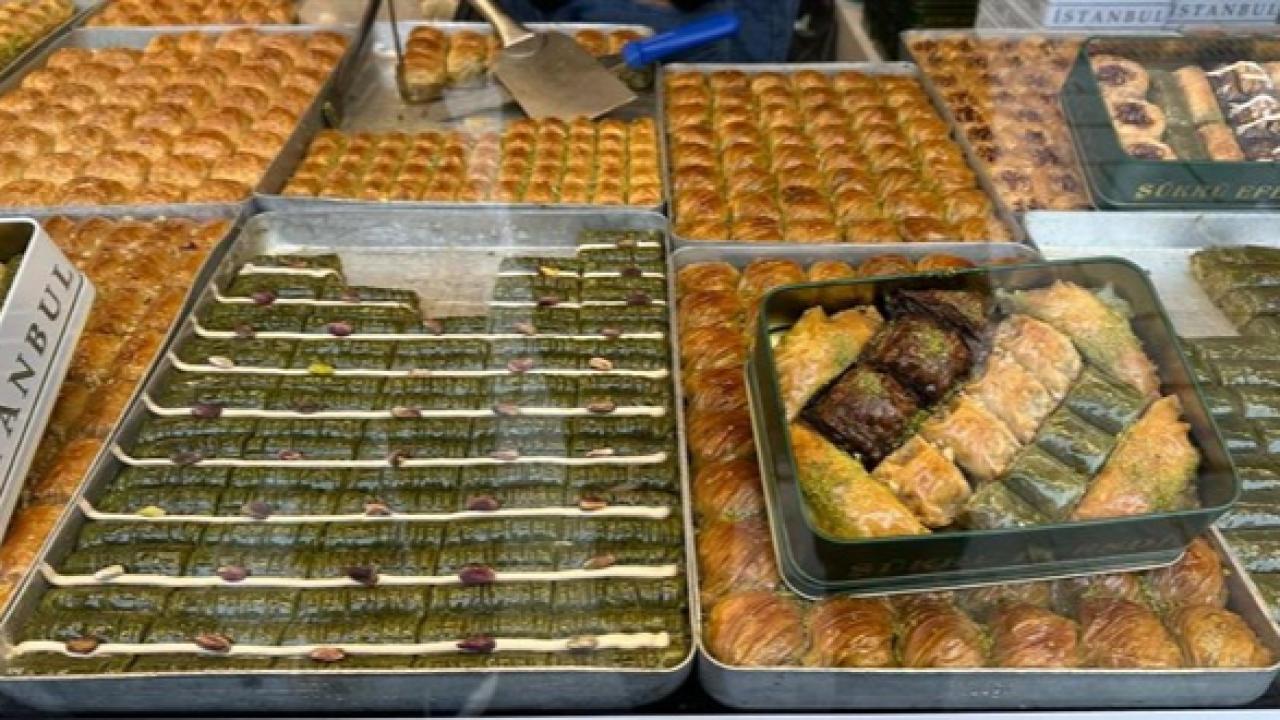 Bayram öncesi bir dilim baklavanın fiyatı 80 lira oldu!