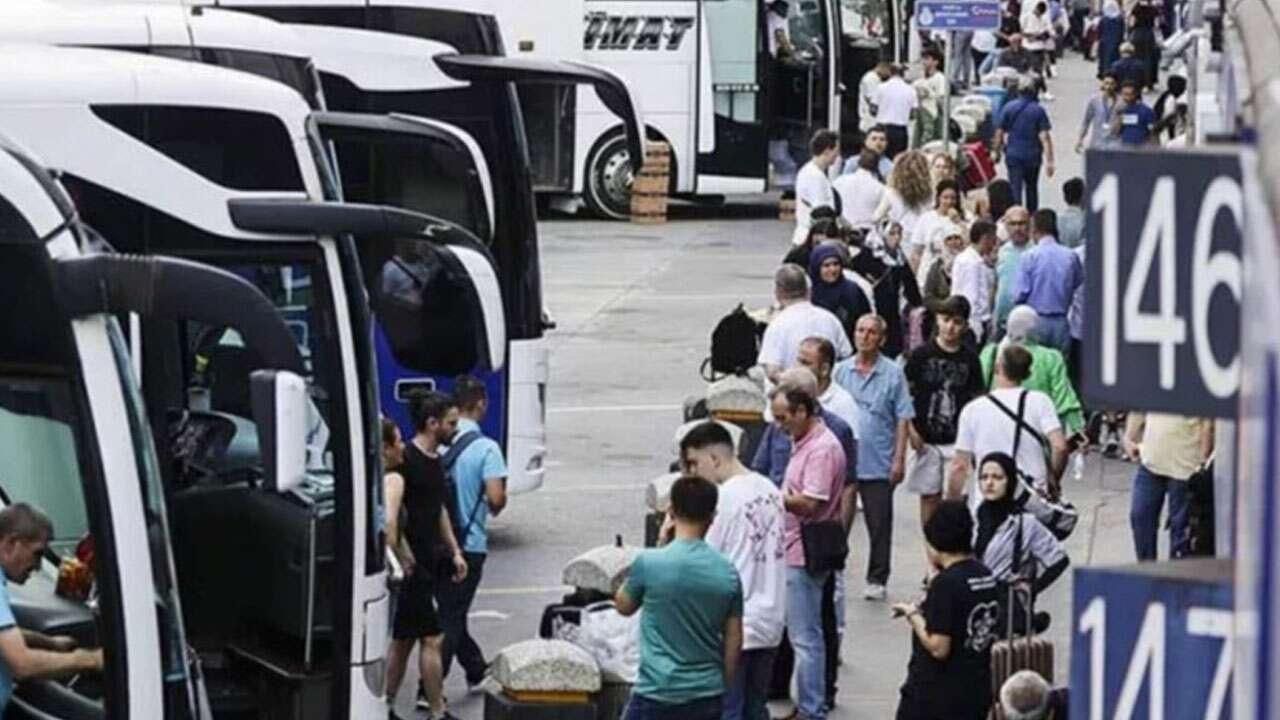 Bayram tatili öncesi otobüs seferlerinde hareketlilik