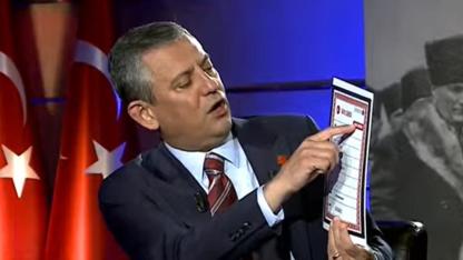 CHP Genel Başkanı Özgür Özel'den AK Parti sözcüsü Ömer Çelik'e çarpıcı yanıt: Bu belge değilse ben senin alnına ne yapıştırayım?