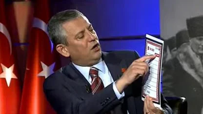 CHP Genel Başkanı Özgür Özel'den AK Parti sözcüsü Ömer Çelik'e çarpıcı yanıt: Bu belge değilse ben senin alnına ne yapıştırayım?