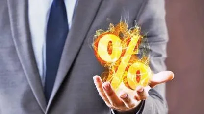 CHP'li Karatepe'den rekor faiz ödemelerine tablolu tepki: Para nereye gidiyor diye merak ediyorsanız...