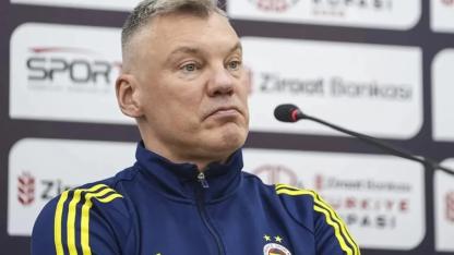 Fenerbahçe'de 4 isim askeri gerilimin ortasında mahsur kaldı