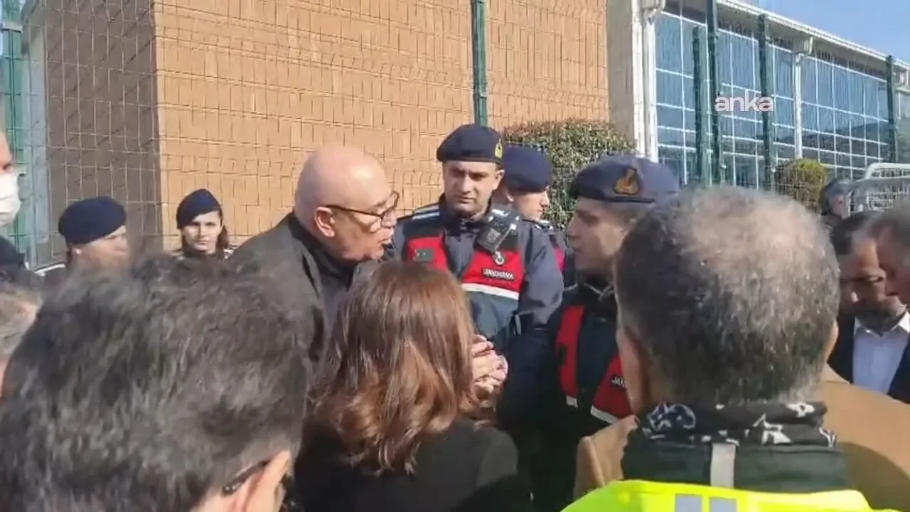 İBB davasında bazı milletvekillerinin duruşma salonuna girişi engellendi