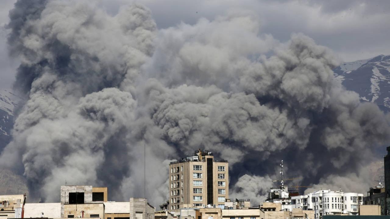 İran’da düzenlenen bombalı saldırıda 22 kişi yaşamını yitirdi
