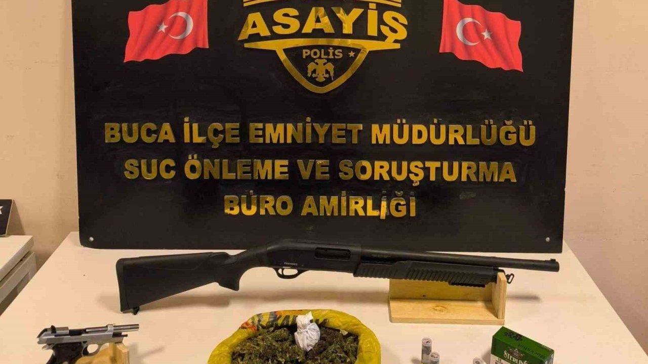 İzmir’de aranan şahıs silah ve uyuşturucuyla yakalandı