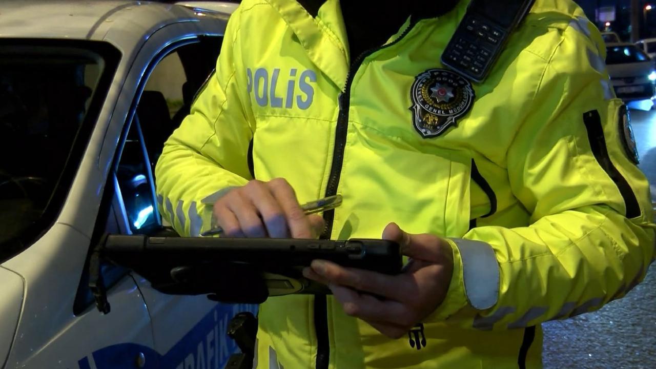 Kütahya'da 'dur' ihtarına uymayan motosiklet sürücüsüne 442 bin lira ceza