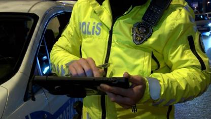 Kütahya'da 'dur' ihtarına uymayan motosiklet sürücüsüne 442 bin lira ceza