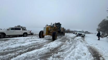 Manisa Büyükşehir Belediyesinden Spil Dağı’nda Kar Mesaisi
