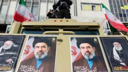 Mücteba Hamaney seçildi; şahin kanat mı kazandı?