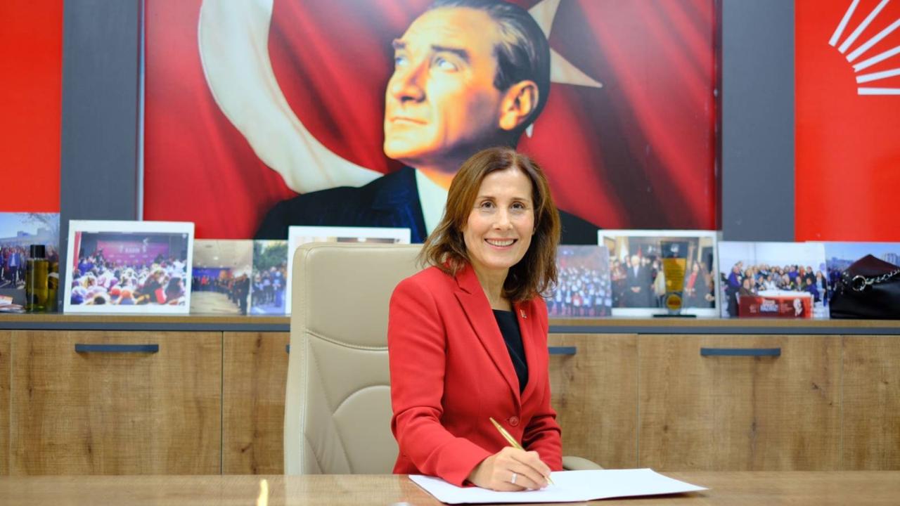 Tutuklu Seyhan Belediye Başkanı Oya Tekin, TRT 2'ye seslendi