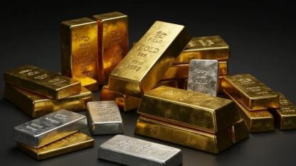 Yatırımcılar şokta! Altın rekor seviyeden adım adım uzaklaşıyor