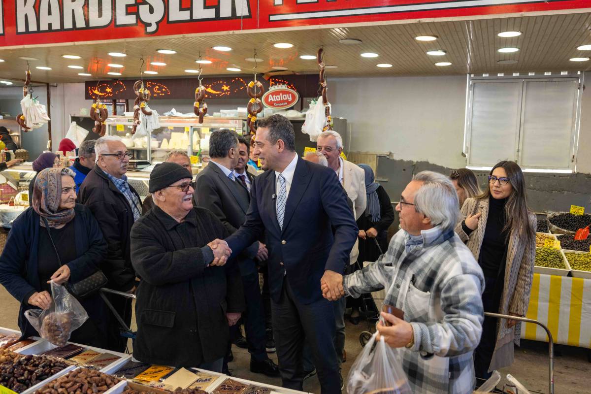 Ali Mahir Başarır Bornova’dan mesaj verdi: “Çözüm CHP iktidarında”
