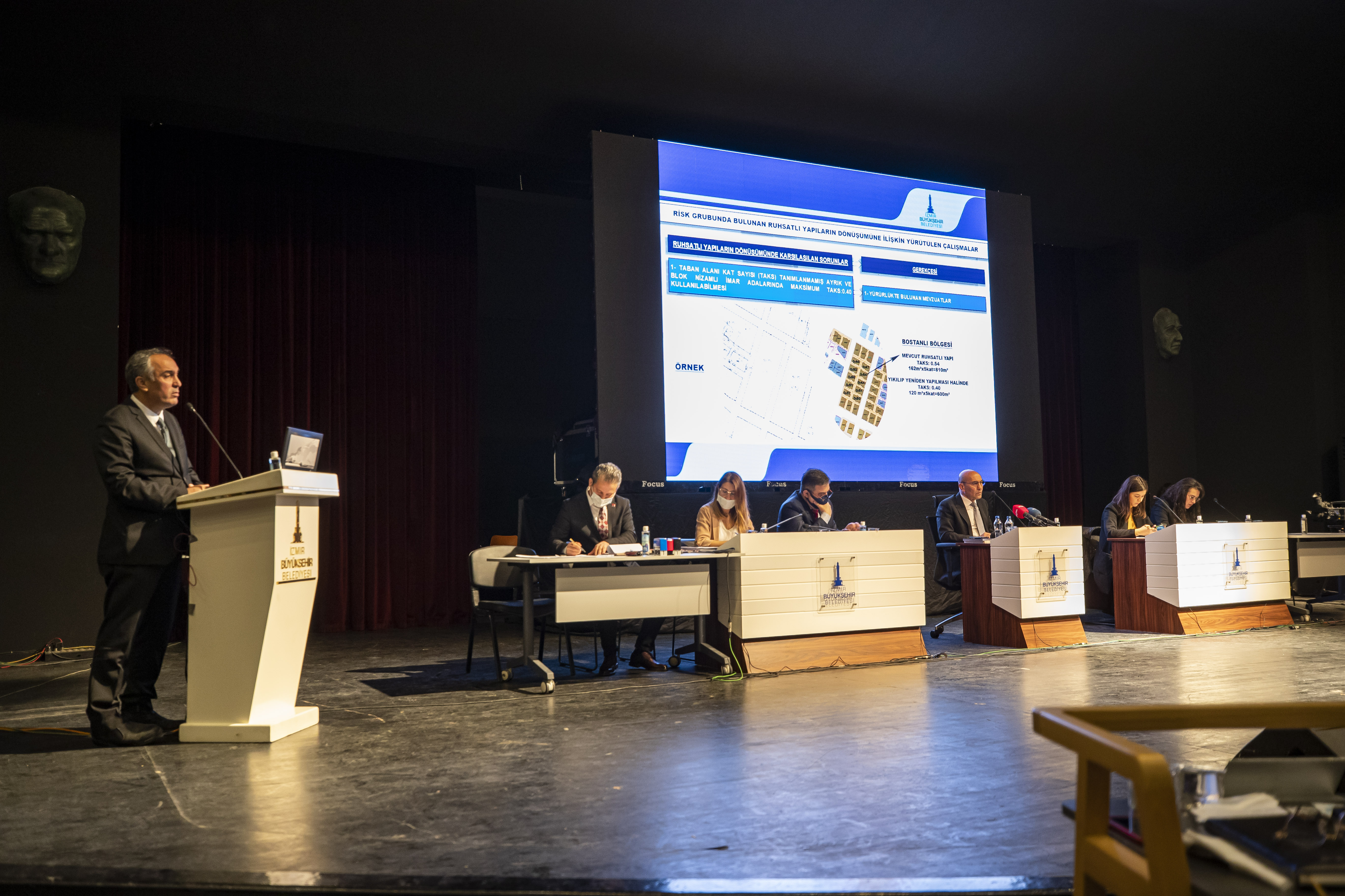 İzmir’in riskli yapılarda dönüşüm vakti  