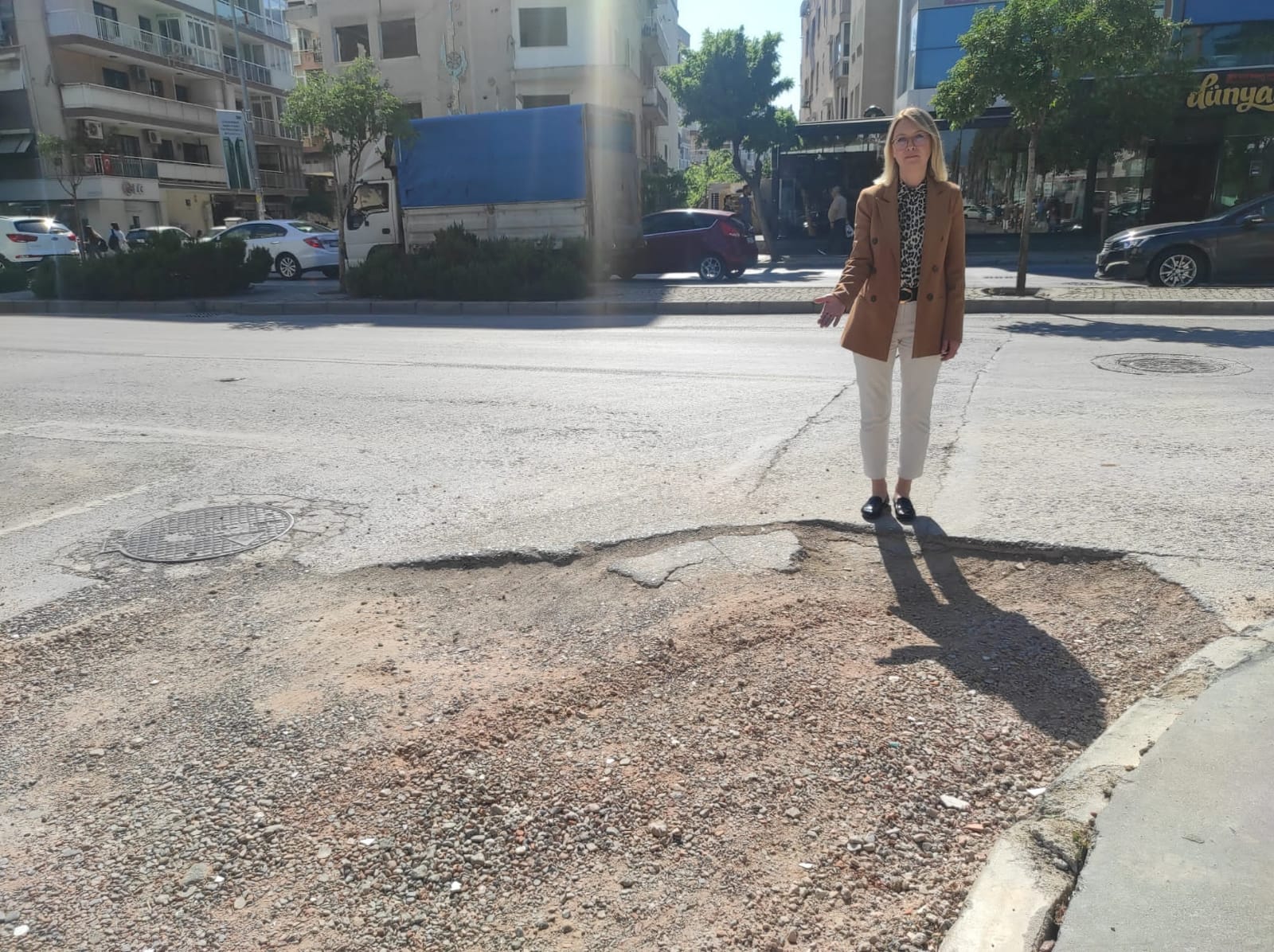 AK Partili Keseli’den, Başkan Tugay’a yol tepkisi: 