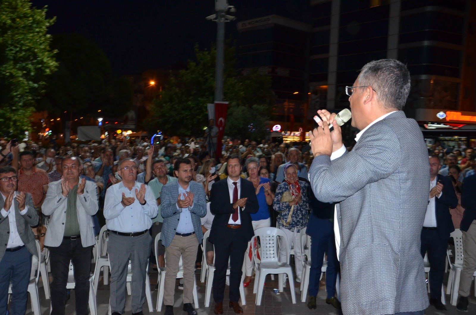 Başkan Arda’nın ‘Gaziemir’ karnesi: Vatandaştan tam not