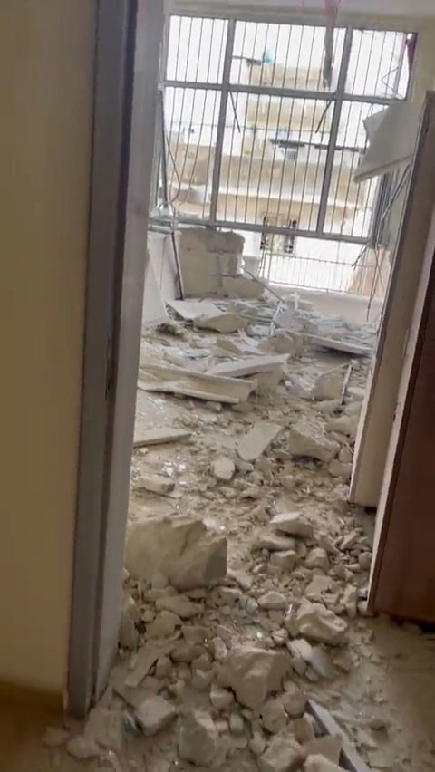 Roketin isabet ettiği okulun içi görüntülendi