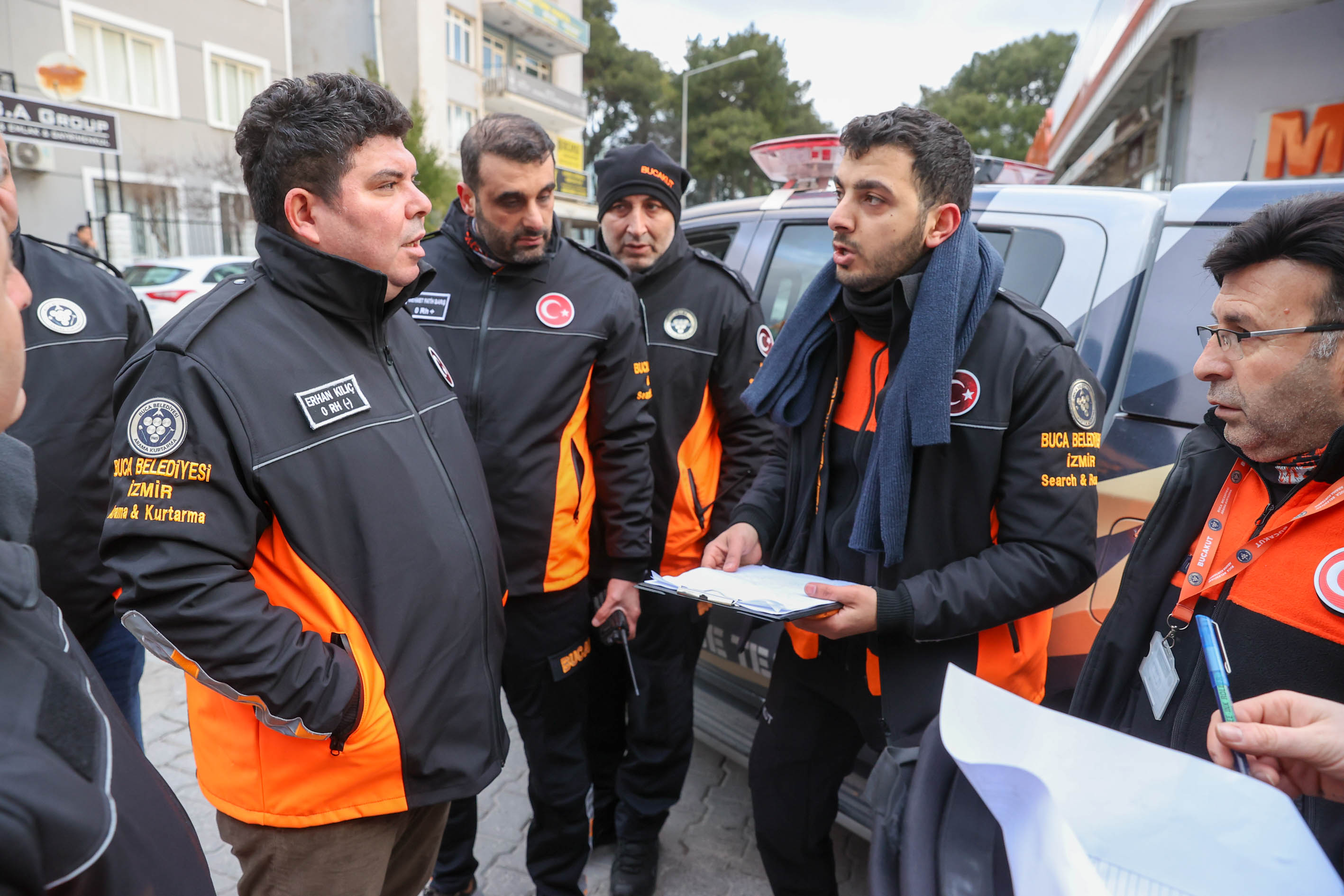 İzmir Belediyelerinden yardım seferberliği