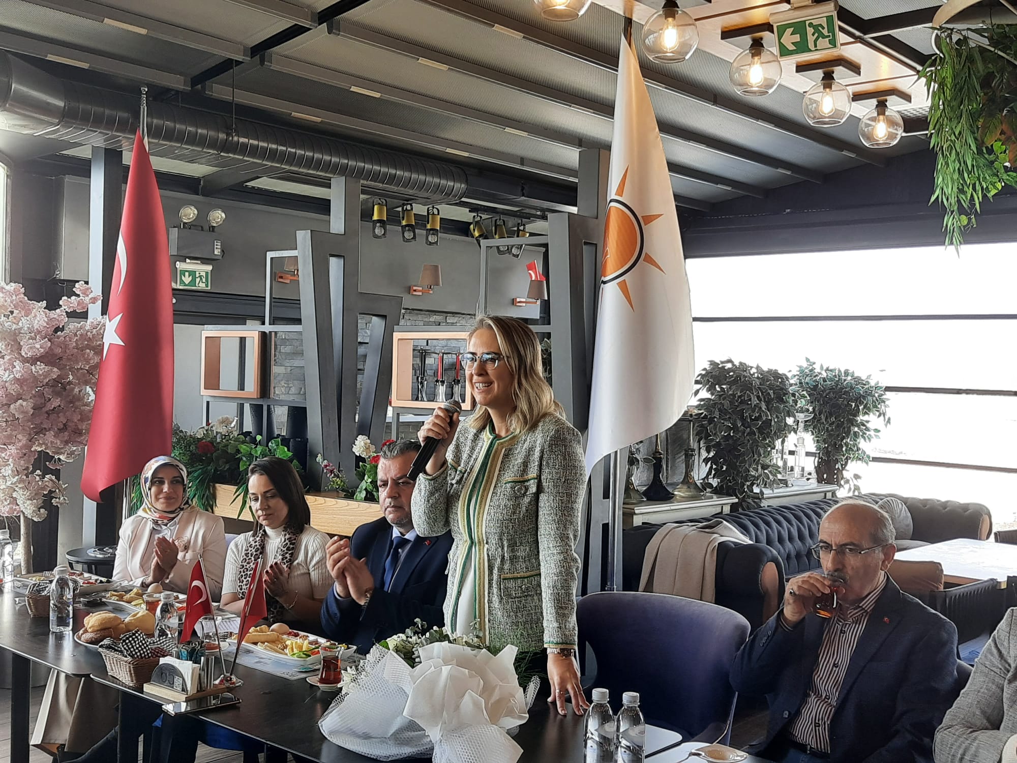 AK Parti İzmir Milletvekili Bölünmez Çankırı; “Nasılsa seçilir mantığının bitmesi lazım’
