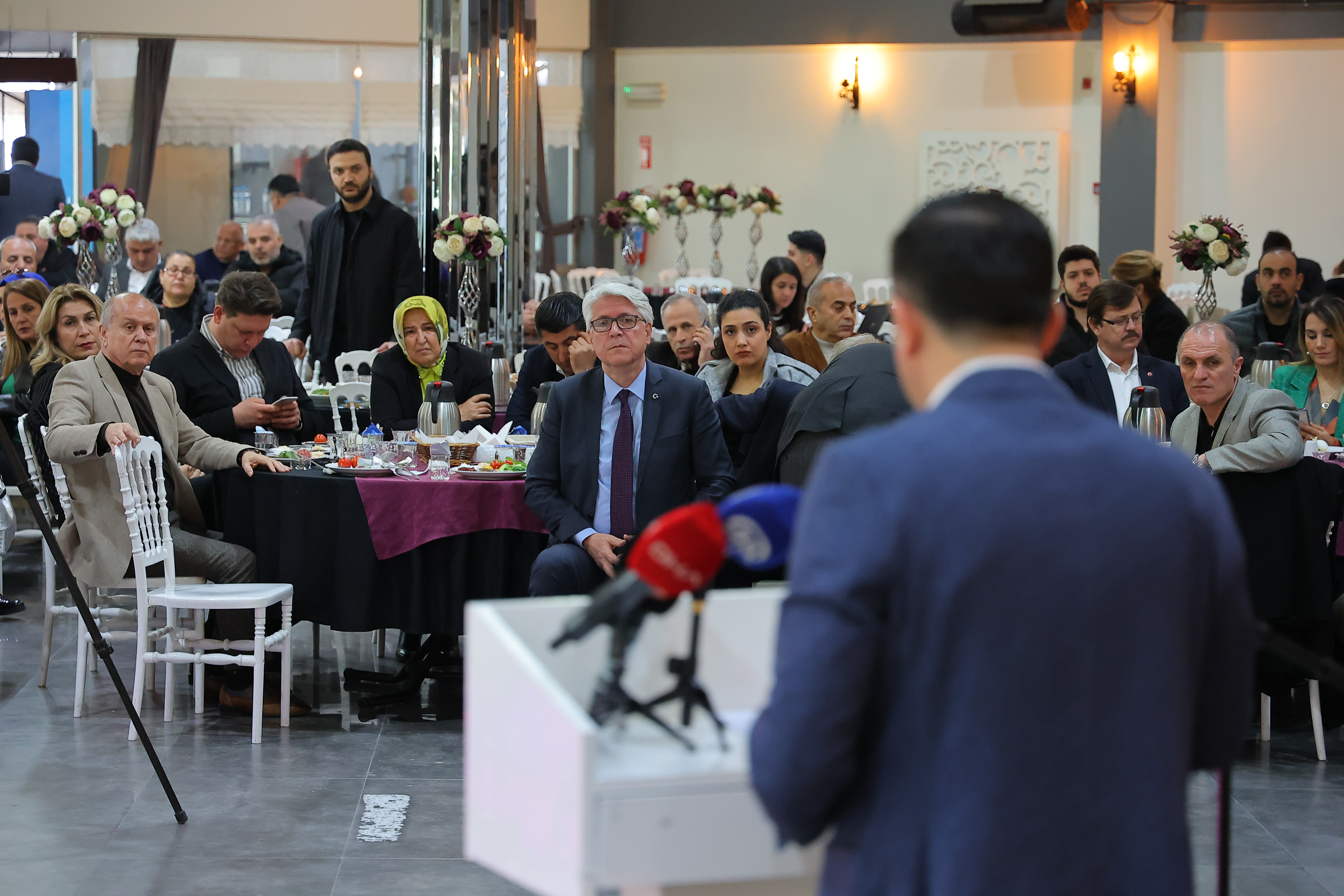 DP’den 32 Kişi AK Parti’ye Geçti