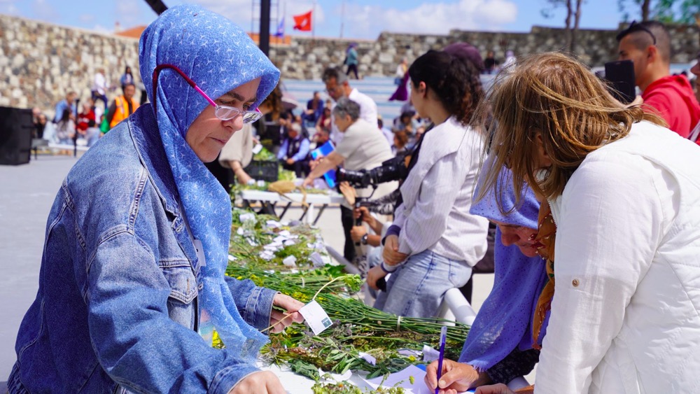 “Öz’e Dönüş” konseptiyle en güzel yemekler ve otlar yarıştı