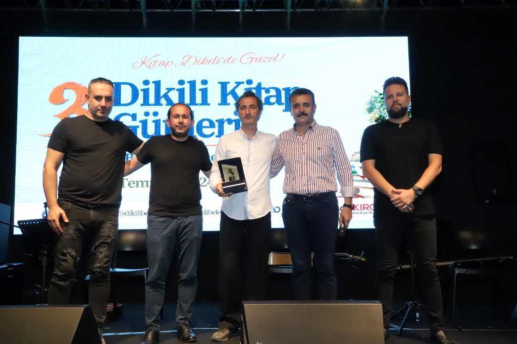 3. Dikili Kitap Günleri Dolu Dolu Geçti
