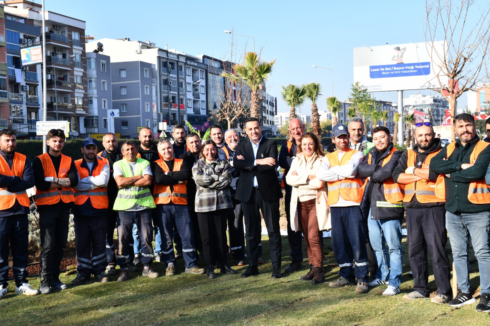 Çiğli’de hizmet atağı Başkan Onur Emrah Yıldız; “ Çözüm ve gelişim odaklı çalışıyoruz”