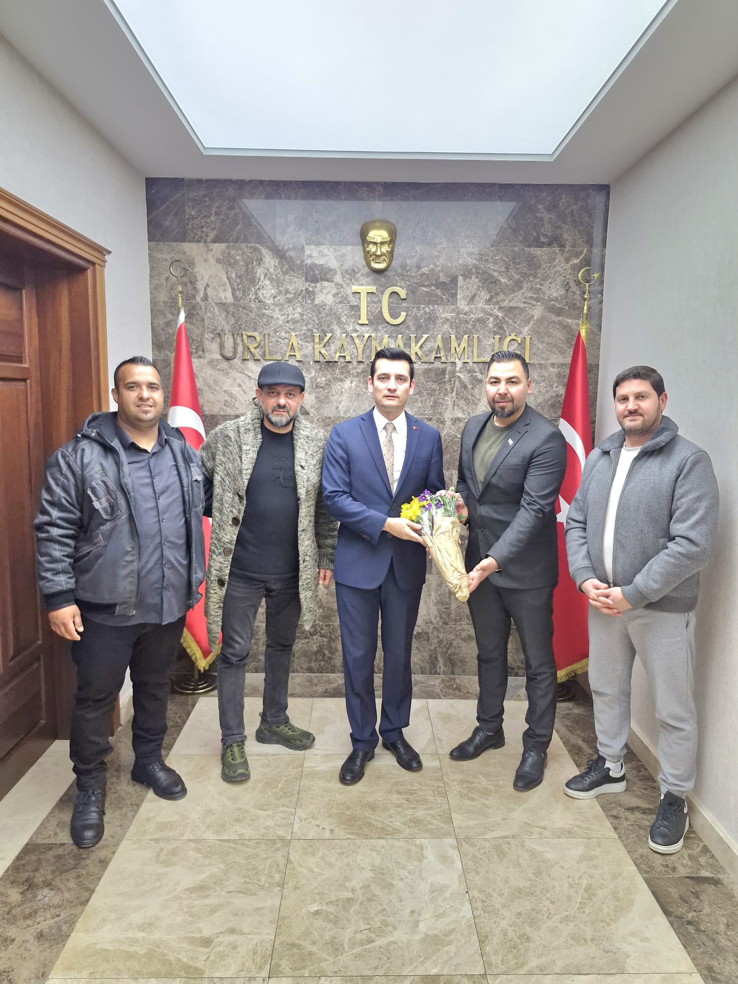 Urla’da yıkım durdu: Romanların barınma sorunu çözülecek!