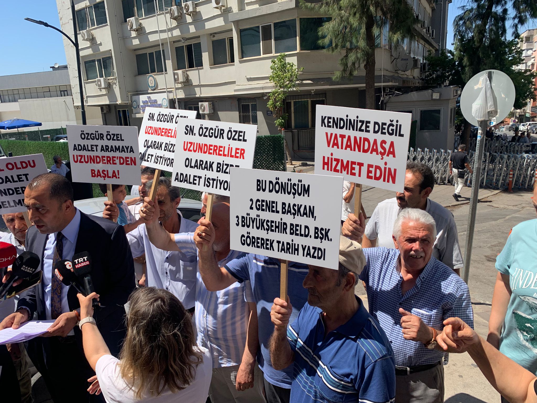 Kentsel dönüşüm mağdurlarından gözaltı açıklaması: Bu bir hak arayışıdır!