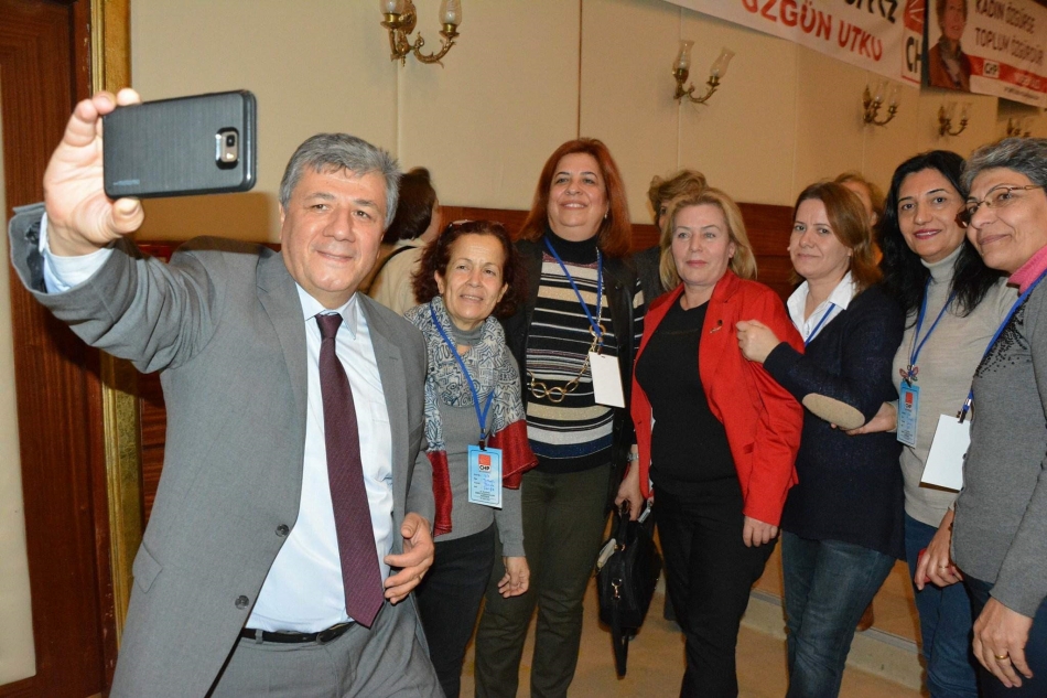 CHP'li kadınların kongre günü 2
