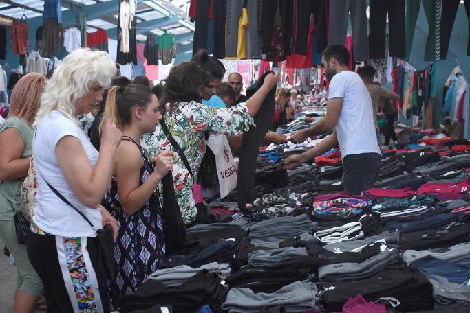 Türkiye'den alıp, 3 katı fiyata satıyorlar 3