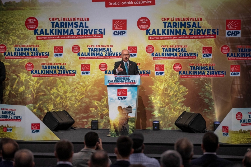 İzmir Büyükşehir Belediyesi “Başka Bir Tarım Mümkün” vizyonuyla CHP'li Belediyeler Tarımsal Kalkınma Zirvesi'nde 6