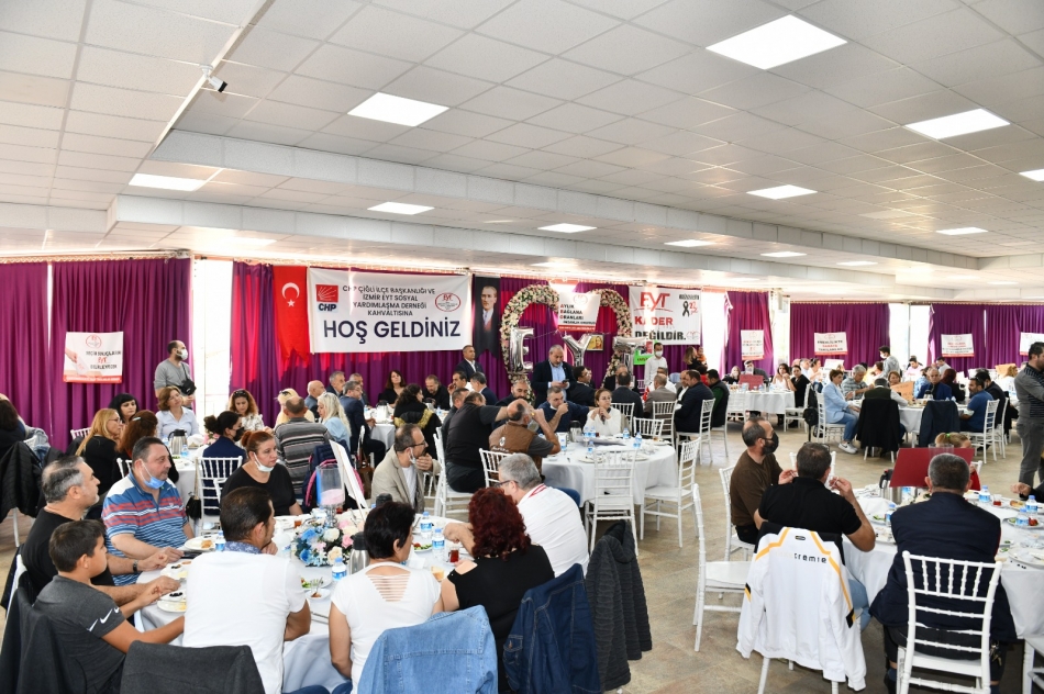 CHP Çiğli’den EYT’lilere büyük destek: Çözüm önerileri raporlaştırılarak Genel Başkana gönderilecek! 4