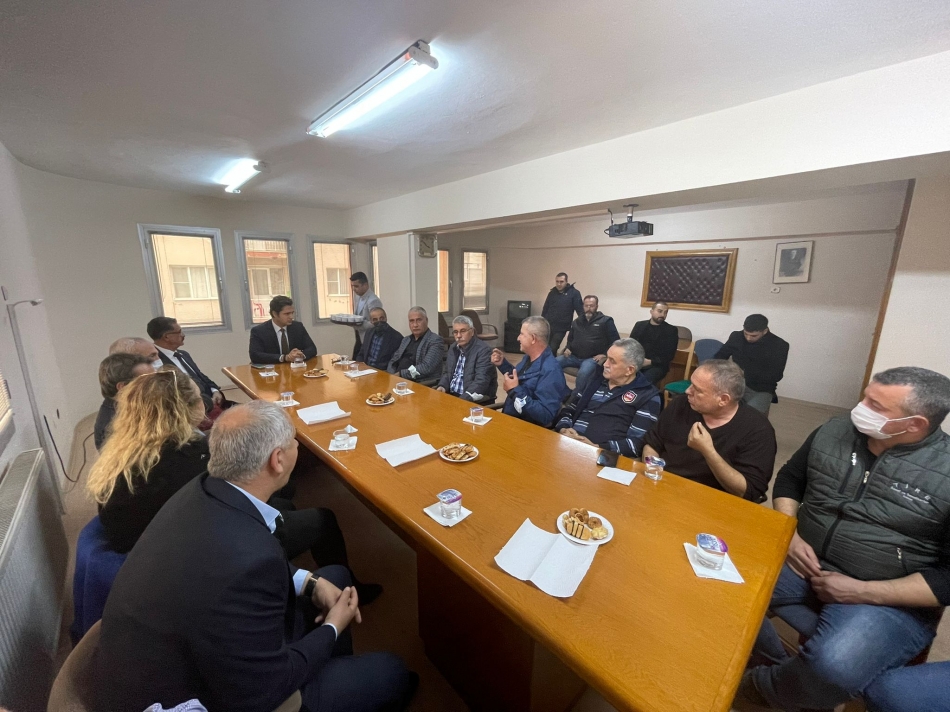 CHP’den Tire’de Esnaf Zirvesi   Yücel “Yangının Üzerine Benzin Dökülüyor” 2