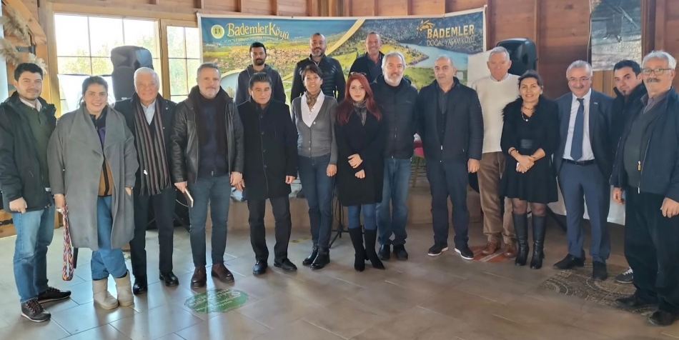 Urla / Bademler  Üretim kooparatifi Hollanda’ya çiçek ihraç etmek için kolları sıvadı 2