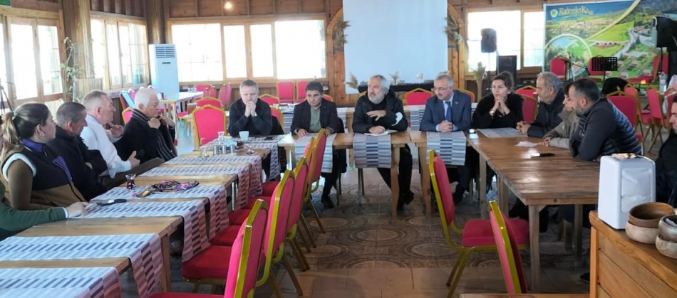 Urla / Bademler  Üretim kooparatifi Hollanda’ya çiçek ihraç etmek için kolları sıvadı 3