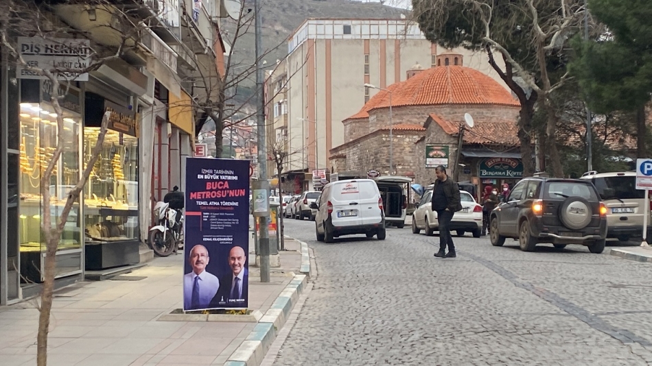 Başkan Koştu: "Yapılan kara propaganda. Afişler kondukları yerinde duruyor" 5