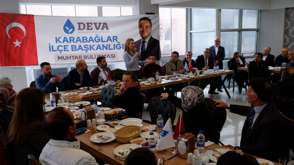 DEVA Karabağlar muhtarlarla buluştu 1