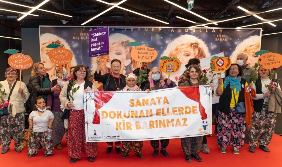 'Bergen' Filmi, İzmir Özel Gösteriminde Çok Değerli Konuklar Ağırladı! 6