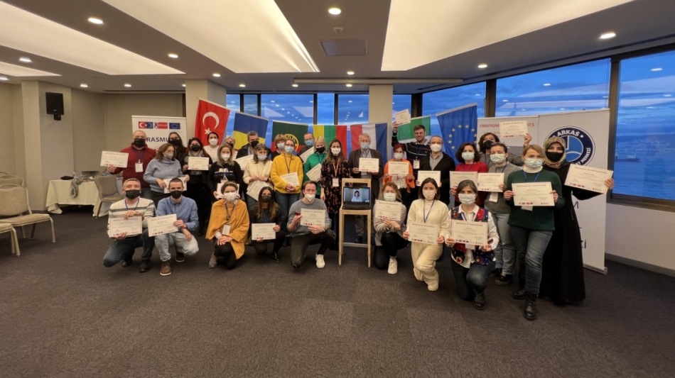 Arkas Bilsem Avrupalı Öğretmenleri İzmir’de Buluşturdu 1
