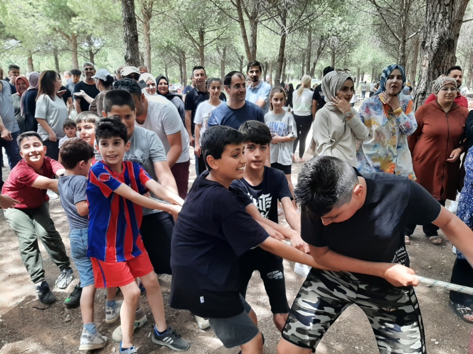 EBAD’tan coşkulu bahar şenliği 17