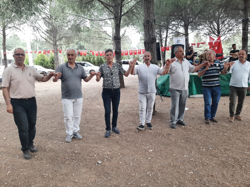 EBAD’tan coşkulu bahar şenliği 14