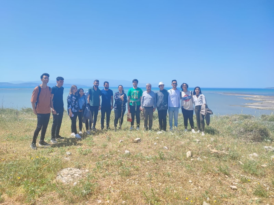 Çiğli'de gençler biyoçeşitliliği ve iklim krizini tartıştı 7