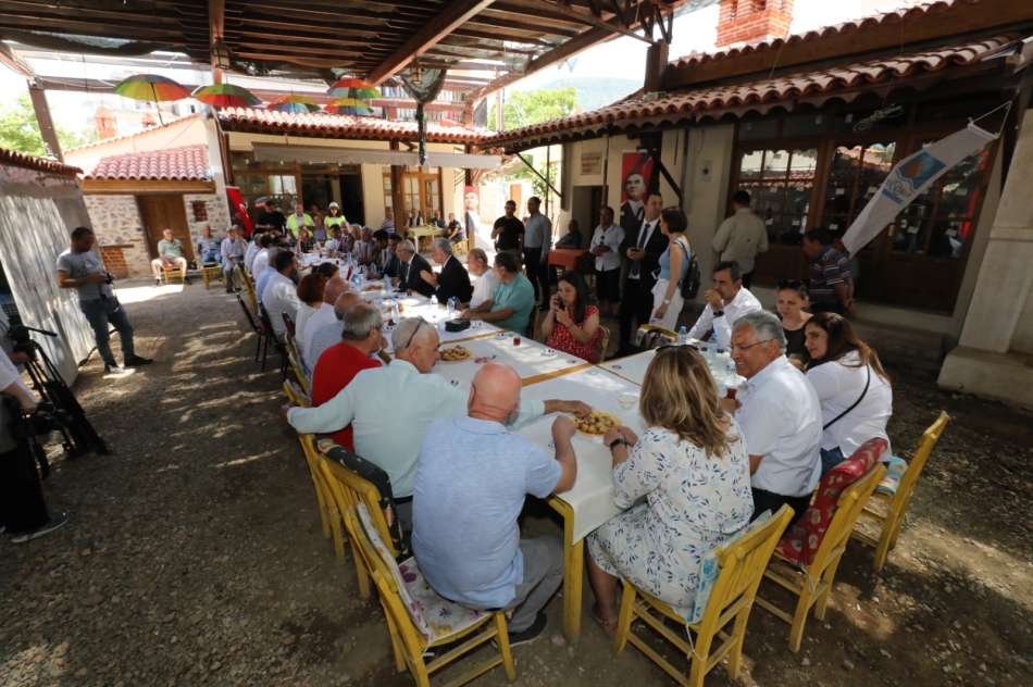İzmir Valisi Narlıdere’yi Ziyaret Etti 3