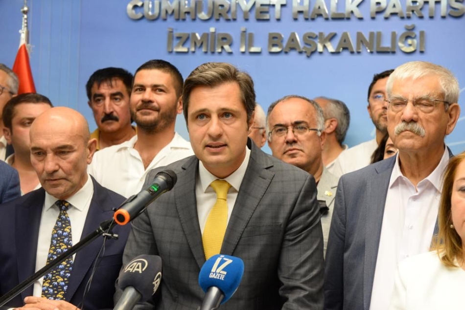 CHP İzmir’de bayramlaşma mesaisi 1